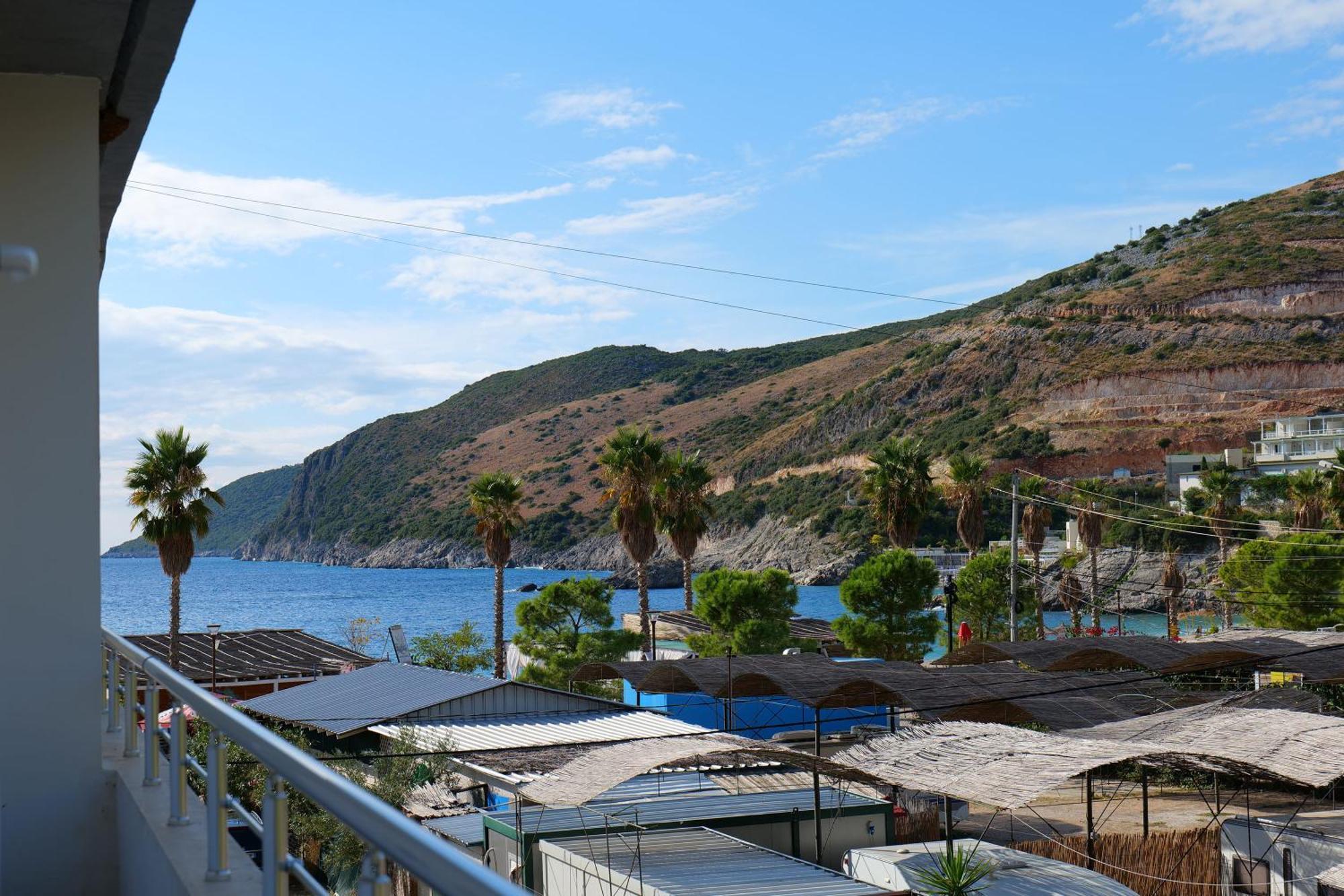Hotel Jali Himare Esterno foto