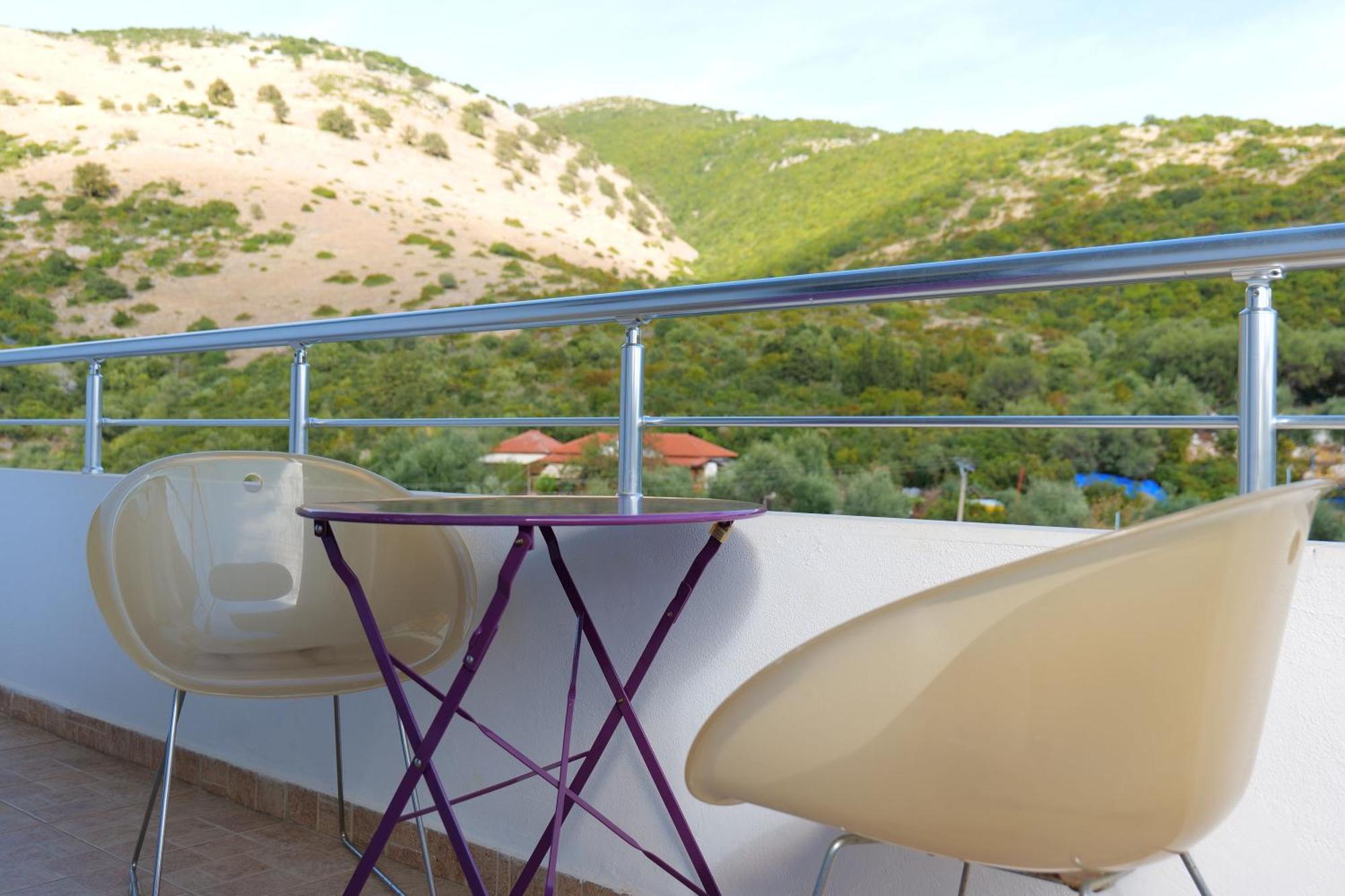 Hotel Jali Himare Esterno foto