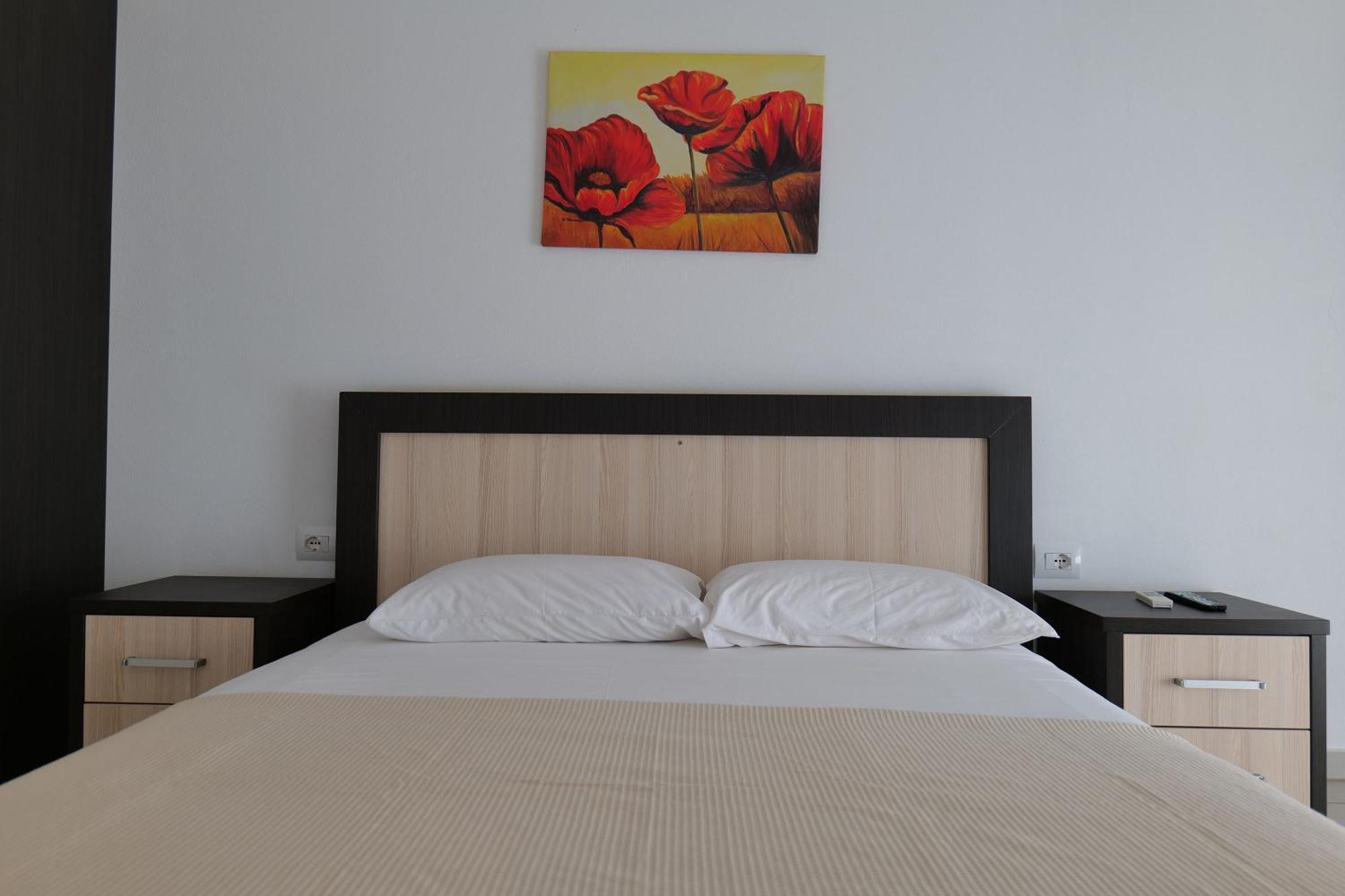 Hotel Jali Himare Esterno foto