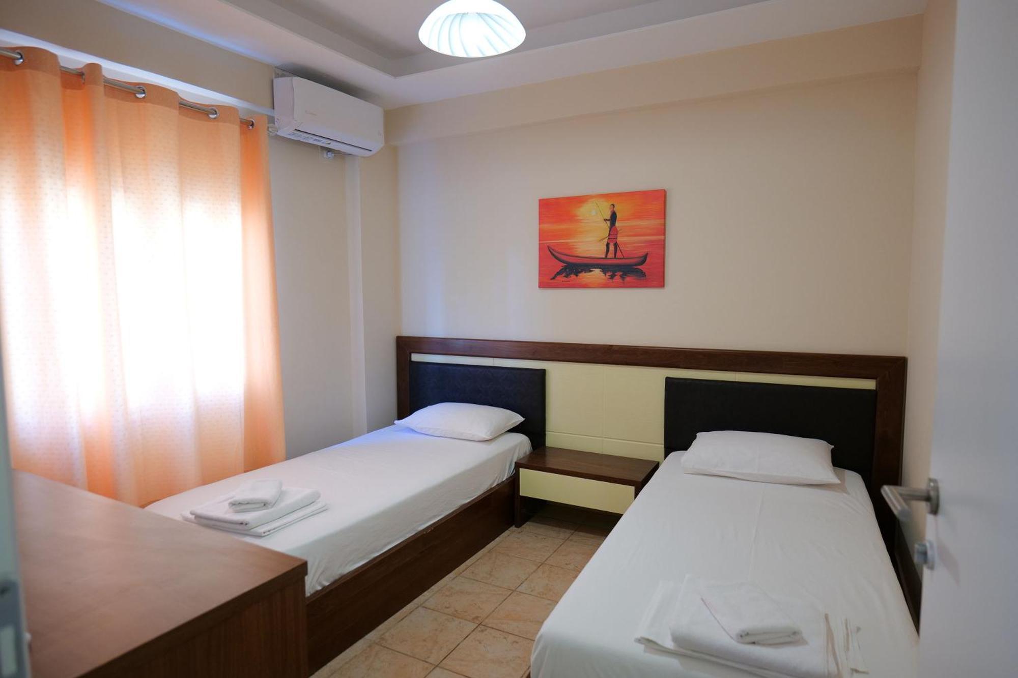 Hotel Jali Himare Esterno foto