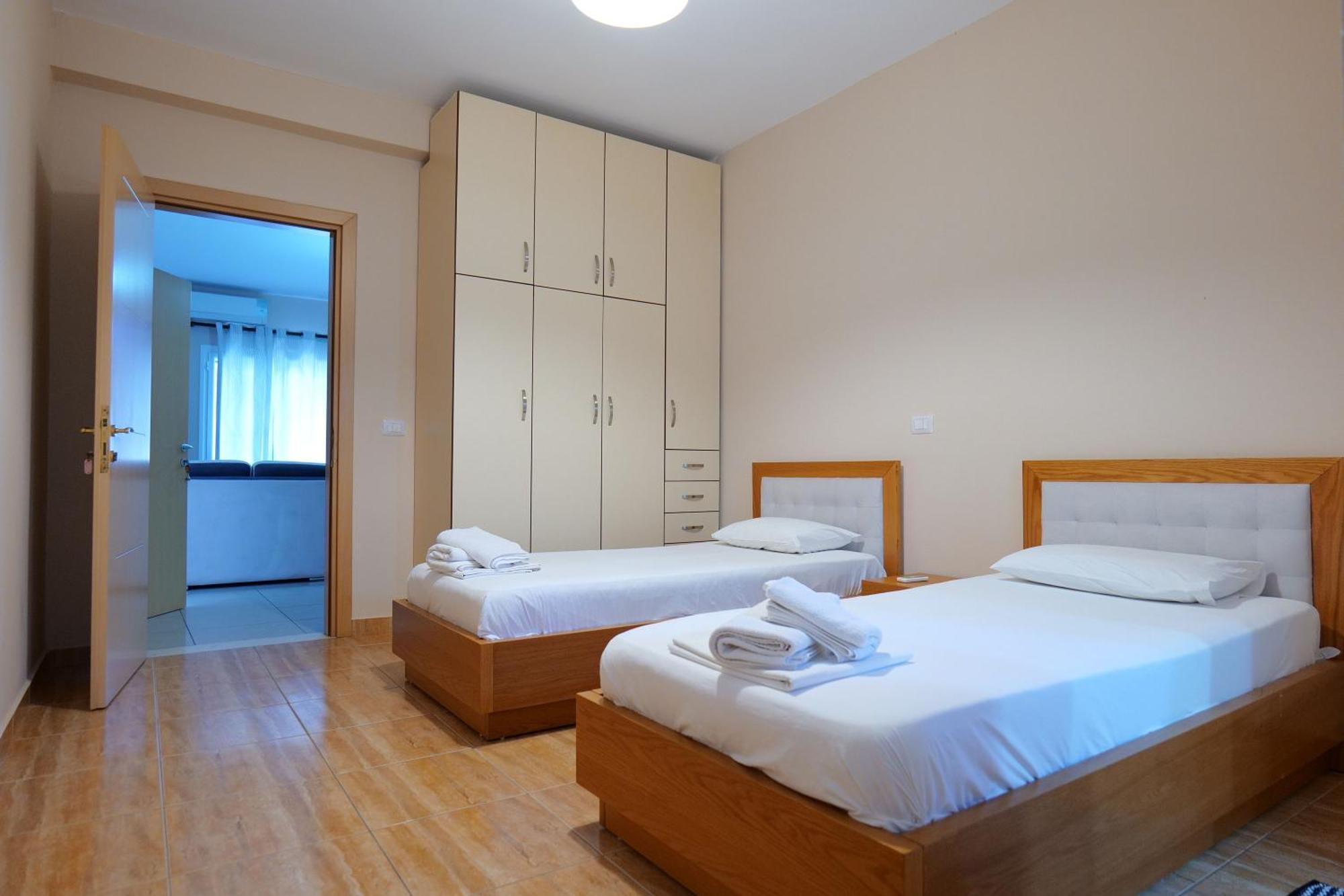 Hotel Jali Himare Esterno foto